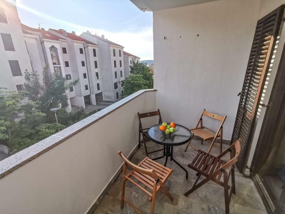 Apartment Lungomare بولا المظهر الخارجي الصورة